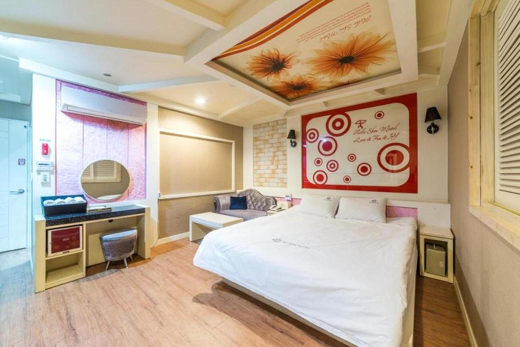 Show Hotel Haeundae Пусан Экстерьер фото